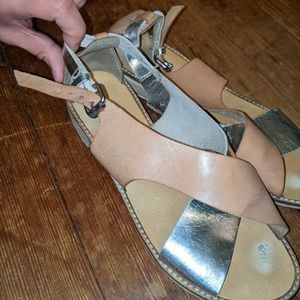 UO Thick Strappy Slide Sandals